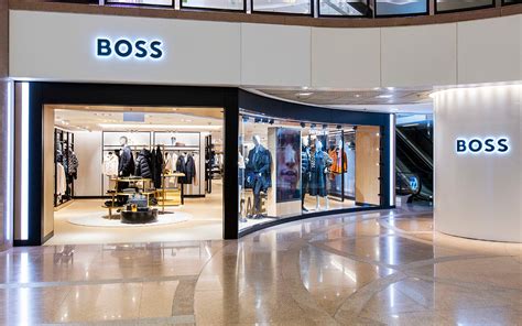 boss lizzano|Stores